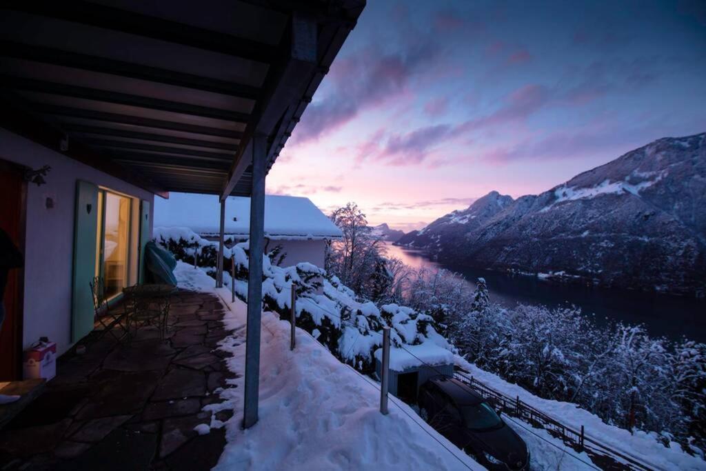 Exklusives Chalet Mit Traumhafter See- Und Bergsicht Seelisberg Zewnętrze zdjęcie