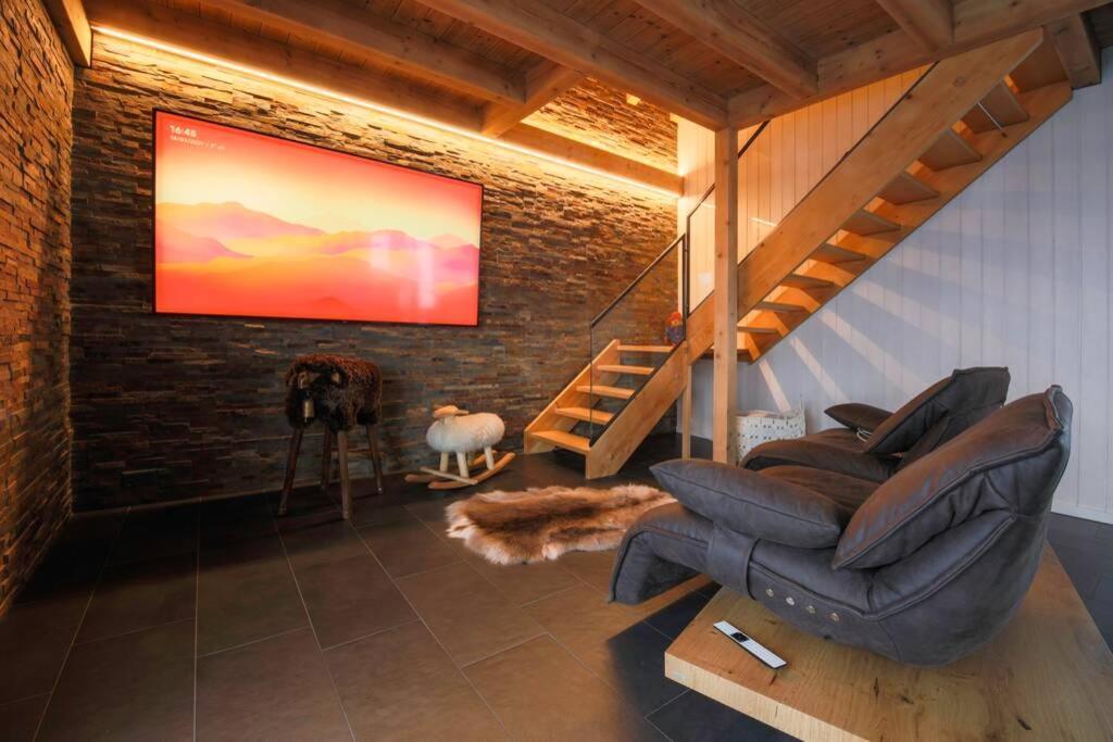 Exklusives Chalet Mit Traumhafter See- Und Bergsicht Seelisberg Zewnętrze zdjęcie