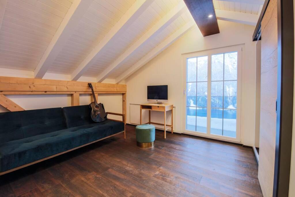 Exklusives Chalet Mit Traumhafter See- Und Bergsicht Seelisberg Zewnętrze zdjęcie
